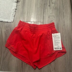 NEW Lululemon High-Rise Hotty Hit Shorts